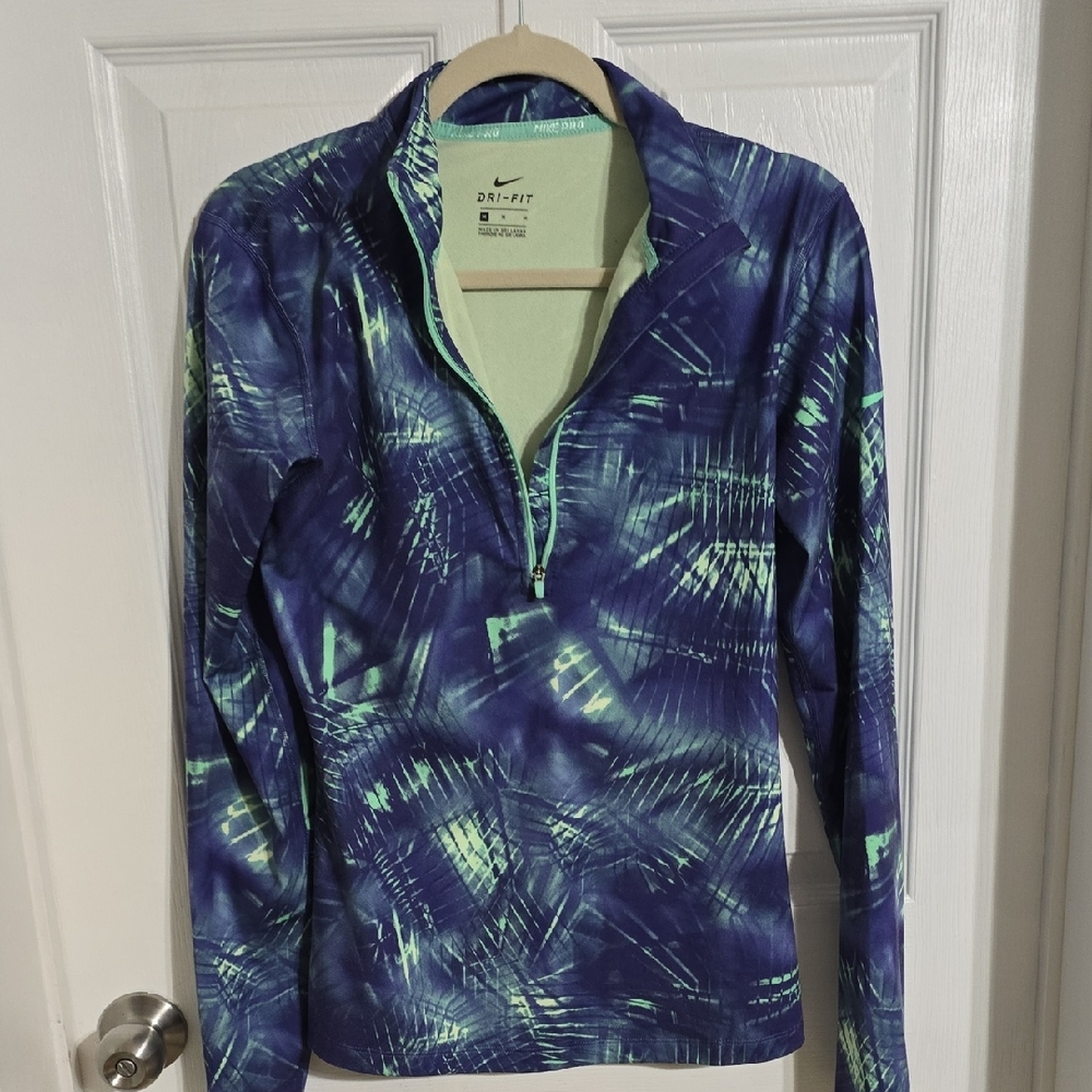 Nike Women's Vibrant Blue and Green Sweatshirt